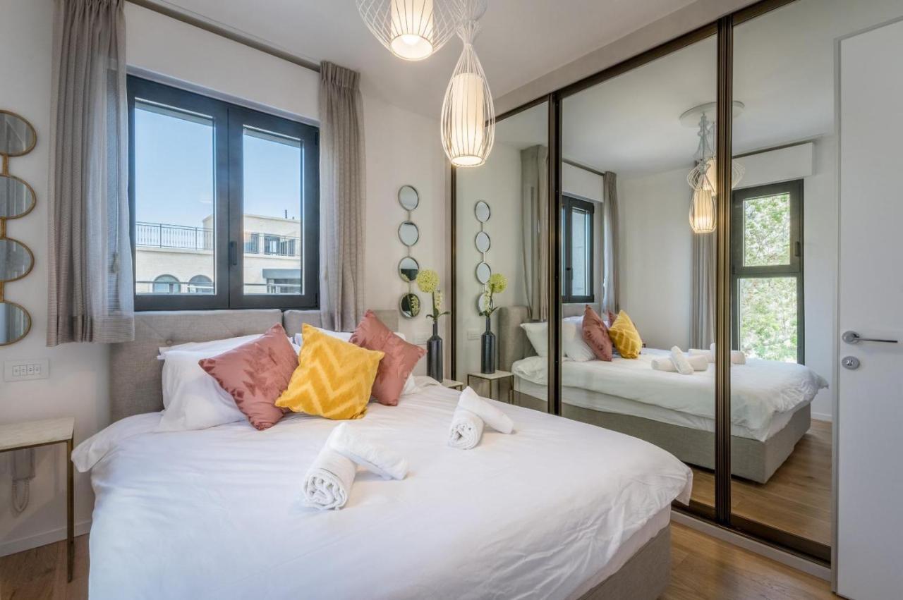 Front Of The Old City In Jerusalem - Luxurious Residence Bagian luar foto